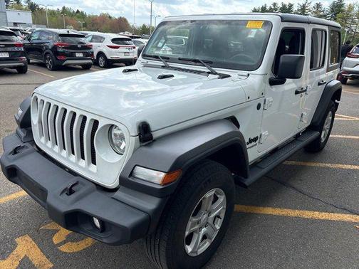 2022 Jeep Wrangler Unlimited Sport