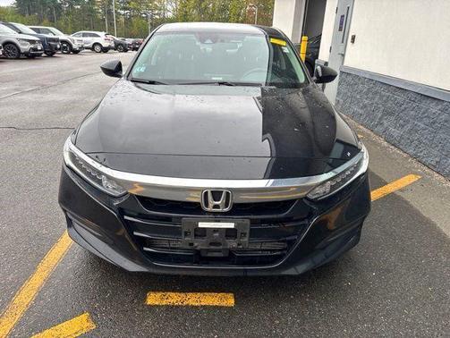 Crystal Black Pearl 2018 Honda Accord LX