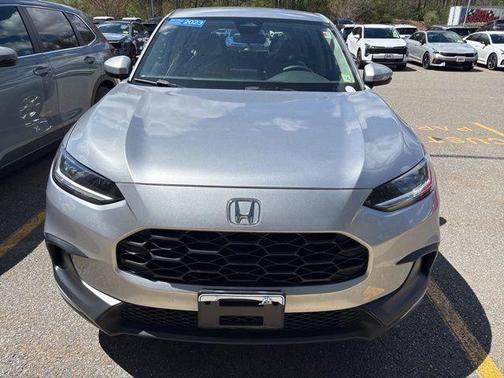 Lunar Silver Metallic 2023 Honda HR-V LX