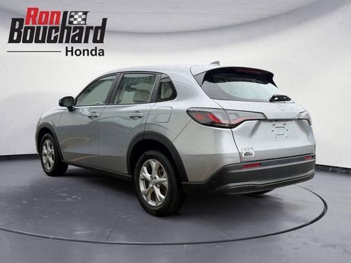 Lunar Silver Metallic 2023 Honda HR-V LX
