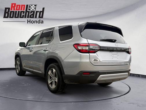 2024 Honda Pilot EX-L 7 Passenger