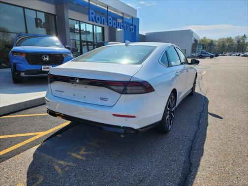 2025 Honda Accord Hybrid Touring