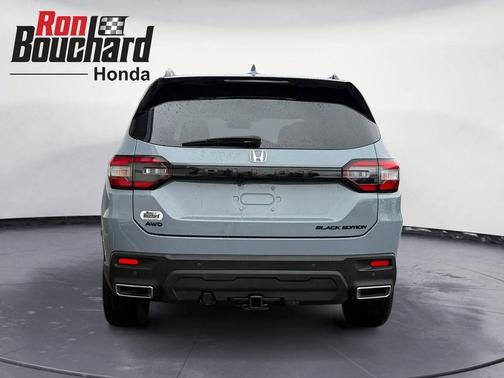Gray 2025 Honda Pilot Black Edition