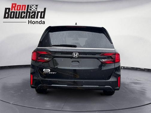 Crystal Black Pearl 2025 Honda Odyssey EX-L