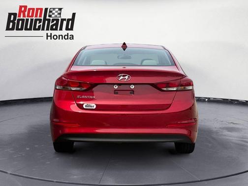Red 2017 Hyundai ELANTRA SE