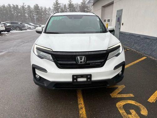 2022 Honda Pilot AWD Black Edition