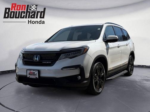Platinum White Pearl 2022 Honda Pilot AWD Black Edition