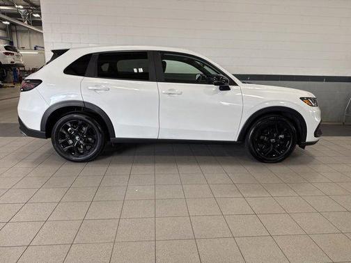 2025 Honda HR-V AWD Sport