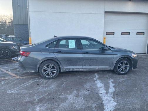 2023 Volkswagen Jetta 1.5T SE