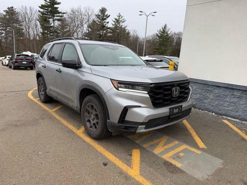 2023 Honda Pilot AWD TrailSport