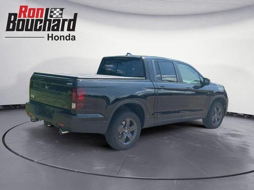 Crystal Black Pearl 2026 Honda Ridgeline TrailSport