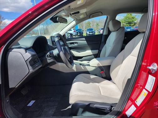 2025 Honda Accord LX 1.5T