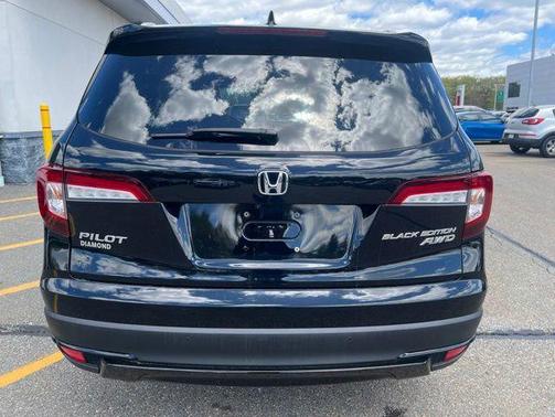 Crystal Black Pearl 2020 Honda Pilot AWD Black Edition