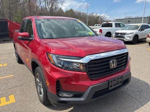 Radiant Red Metallic II 2023 Honda Ridgeline RTL