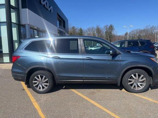 Blue 2019 Honda Pilot EX