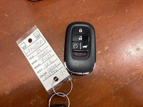 2024 Honda Pilot EX-L 7 Passenger