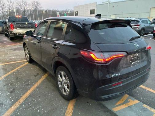 2025 Honda HR-V LX