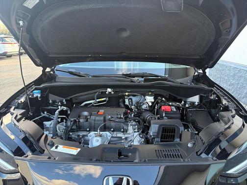 2025 Honda HR-V LX