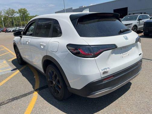Platinum White Pearl 2024 Honda HR-V Sport