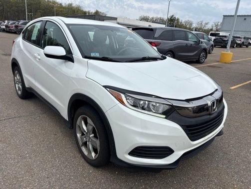 Platinum White Pearl 2021 Honda HR-V LX