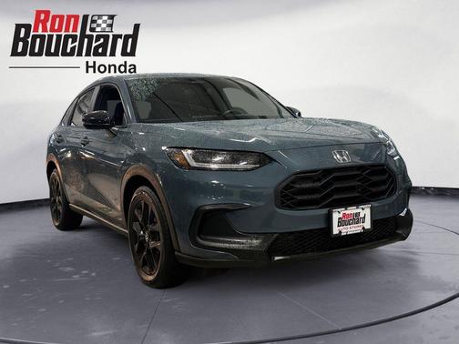 Nordic Forest Pearl 2024 Honda HR-V Sport