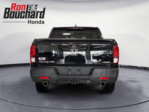Crystal Black Pearl 2023 Honda Ridgeline RTL-E