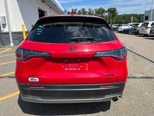Milano Red 2024 Honda HR-V Sport