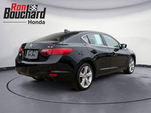 2014 Acura ILX 2.0L w/Premium Package
