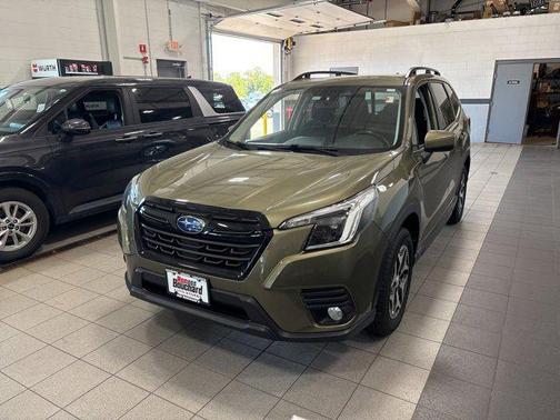2022 Subaru Forester Premium