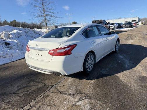 2016 Nissan Altima 2.5 S