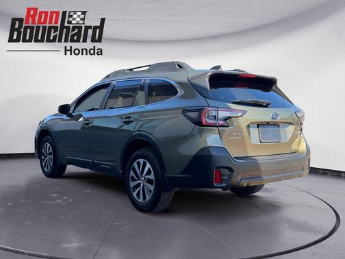 Autumn Green Metallic 2021 Subaru Outback Premium