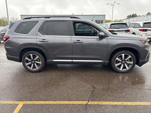 Gray 2025 Honda Pilot Touring 8-Passenger