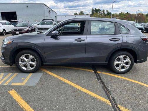 Modern Steel Metallic 2023 Honda HR-V LX