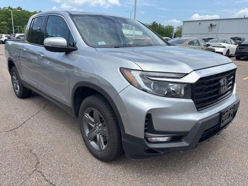 Lunar Silver Metallic 2023 Honda Ridgeline RTL-E