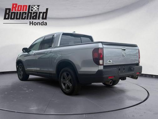Lunar Silver Metallic 2023 Honda Ridgeline RTL-E