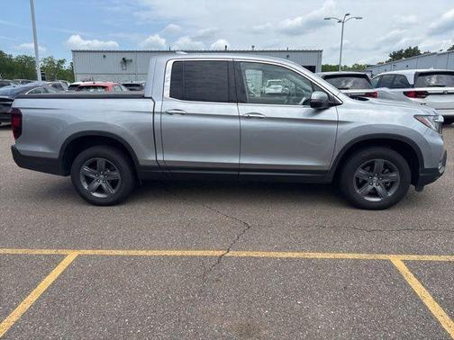 Lunar Silver Metallic 2023 Honda Ridgeline RTL-E