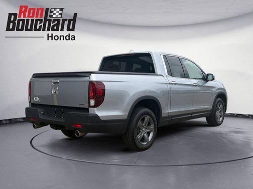 Lunar Silver Metallic 2023 Honda Ridgeline RTL-E