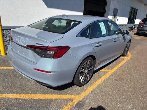 2022 Honda Civic Touring
