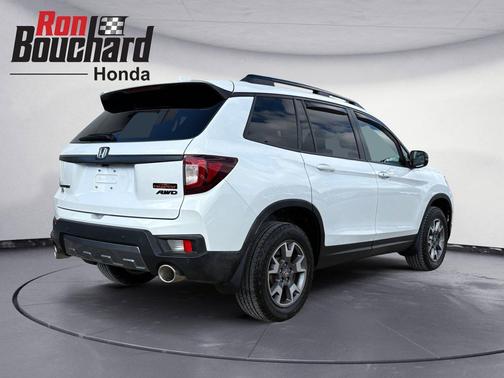 2022 Honda Passport AWD TrailSport