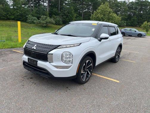 2022 Mitsubishi Outlander ES 2.5 S-AWC