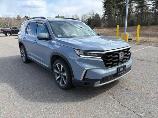 Gray 2024 Honda Pilot Elite