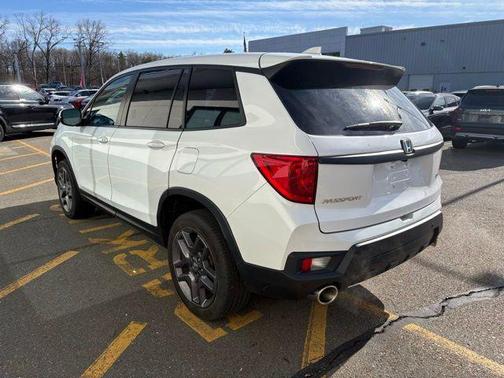 Platinum White Pearl 2023 Honda Passport AWD EX-L