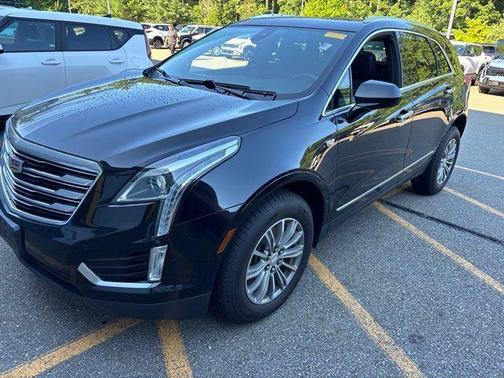 Stellar Black Metallic 2017 Cadillac XT5 Luxury