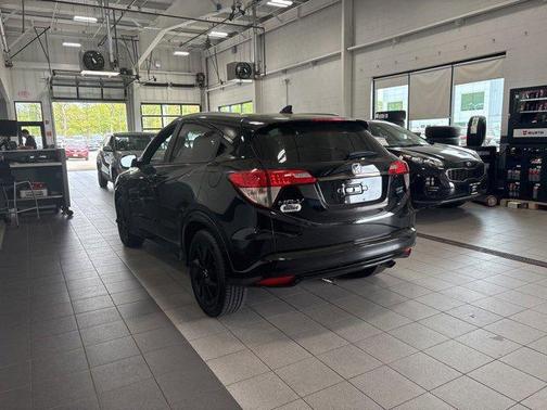 2022 Honda HR-V AWD Sport
