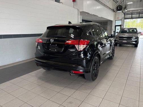 2022 Honda HR-V AWD Sport