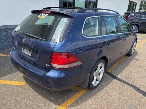 2013 Volkswagen Jetta SportWagen TDI