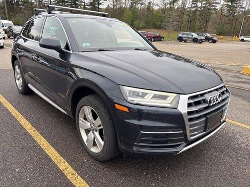 Moonlight Blue Metallic 2019 Audi Q5 2.0T Premium Plus
