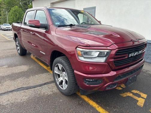 Delmonico Red Pearlcoat 2023 RAM 1500 Laramie
