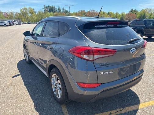 Coliseum Gray 2017 Hyundai TUCSON SE