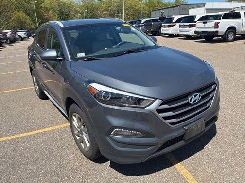 Coliseum Gray 2017 Hyundai TUCSON SE